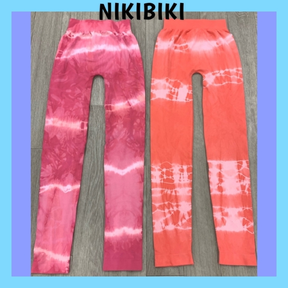 Nikibiki Custom Tie Dye Leggings 